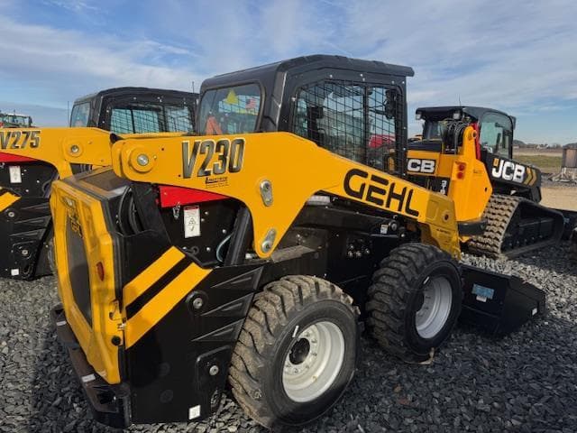 Image of Gehl V230 equipment image 3