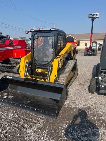 2025 Gehl VT275 Equipment Image0