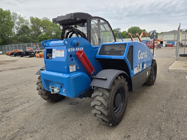 Image of Genie GTH5519 equipment image 3