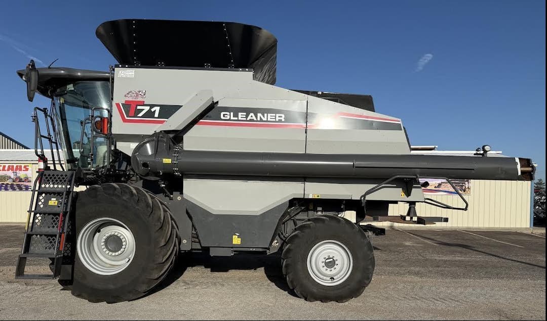 Image of Gleaner T71 Primary image