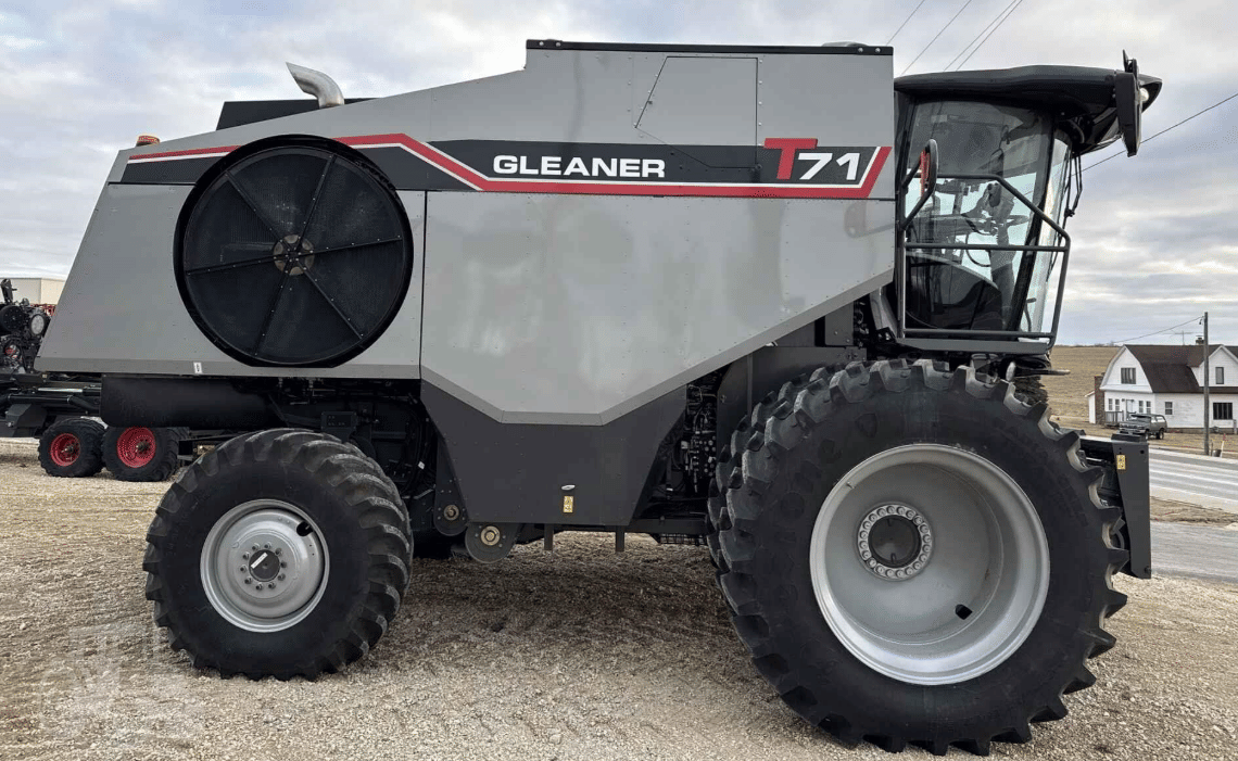 2025 Gleaner T71 Equipment Image0