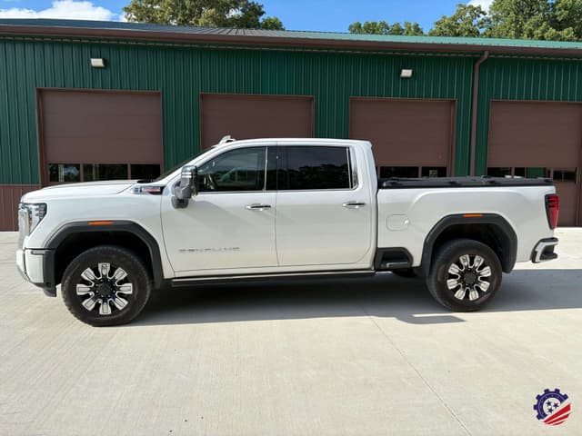 Image of GMC 3500HD equipment image 1