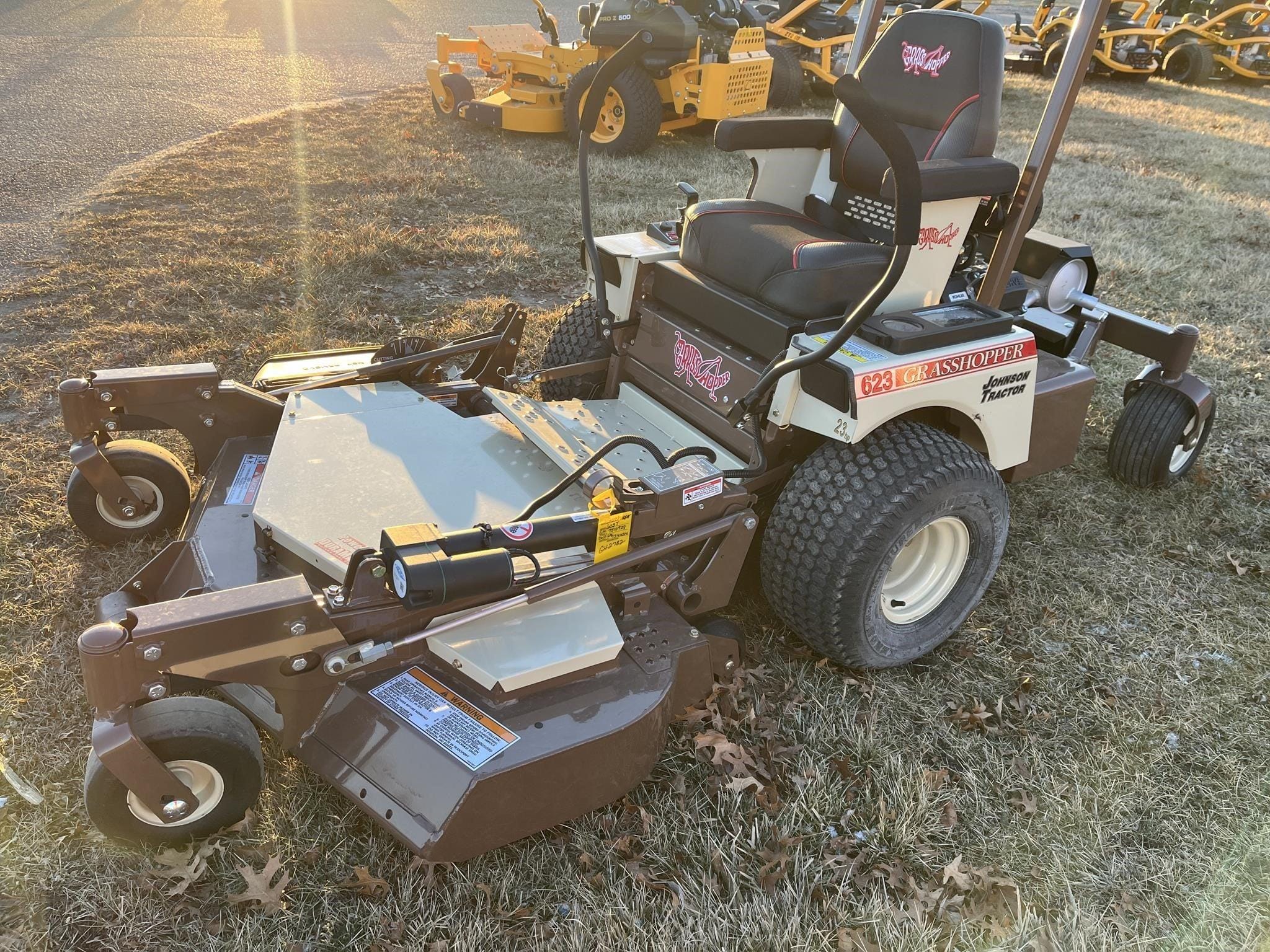 2025 Grasshopper 623 Equipment Image0