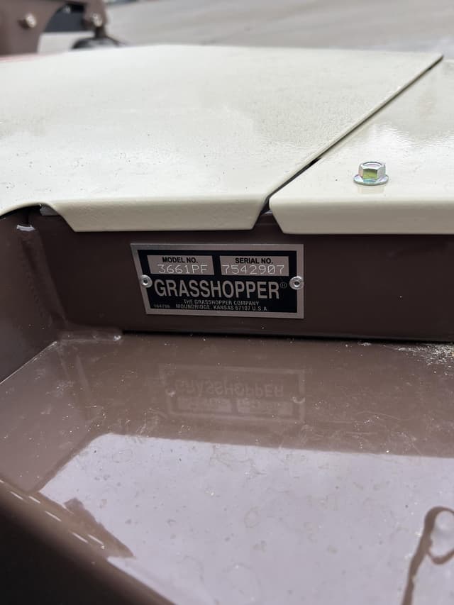 Image of Grasshopper 725D equipment image 4