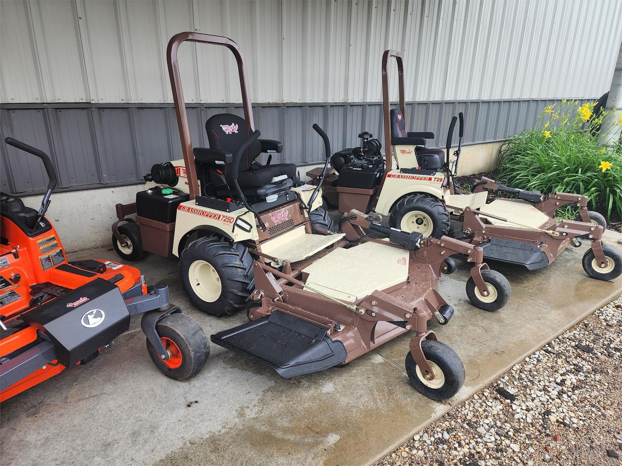 Main image Grasshopper 725D