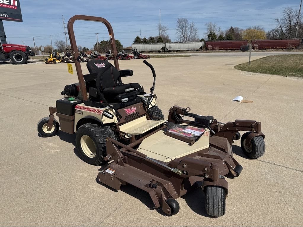2025 Grasshopper 725D Equipment Image0