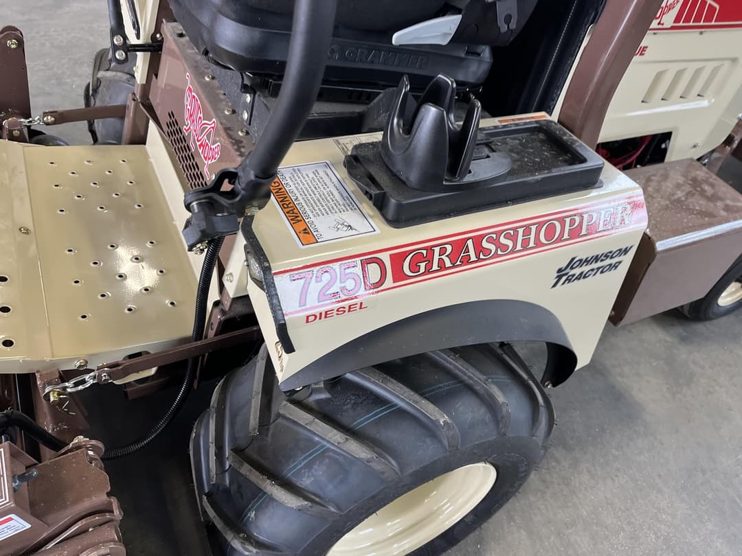 Image of Grasshopper 725DT6 Image 1