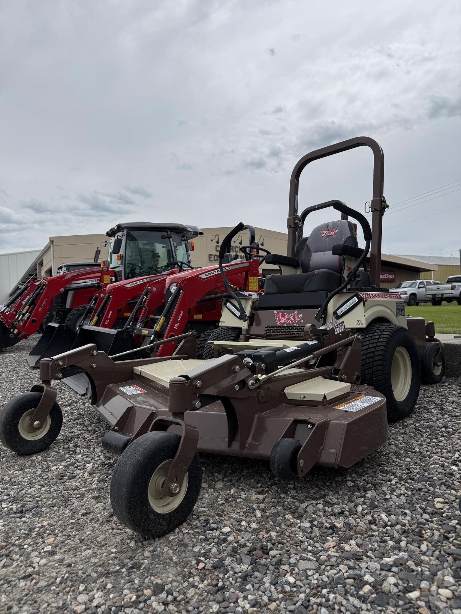 2025 Grasshopper 727K Equipment Image0
