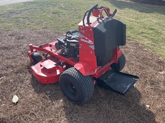 Image of Gravely Z-Stance 52 equipment image 3