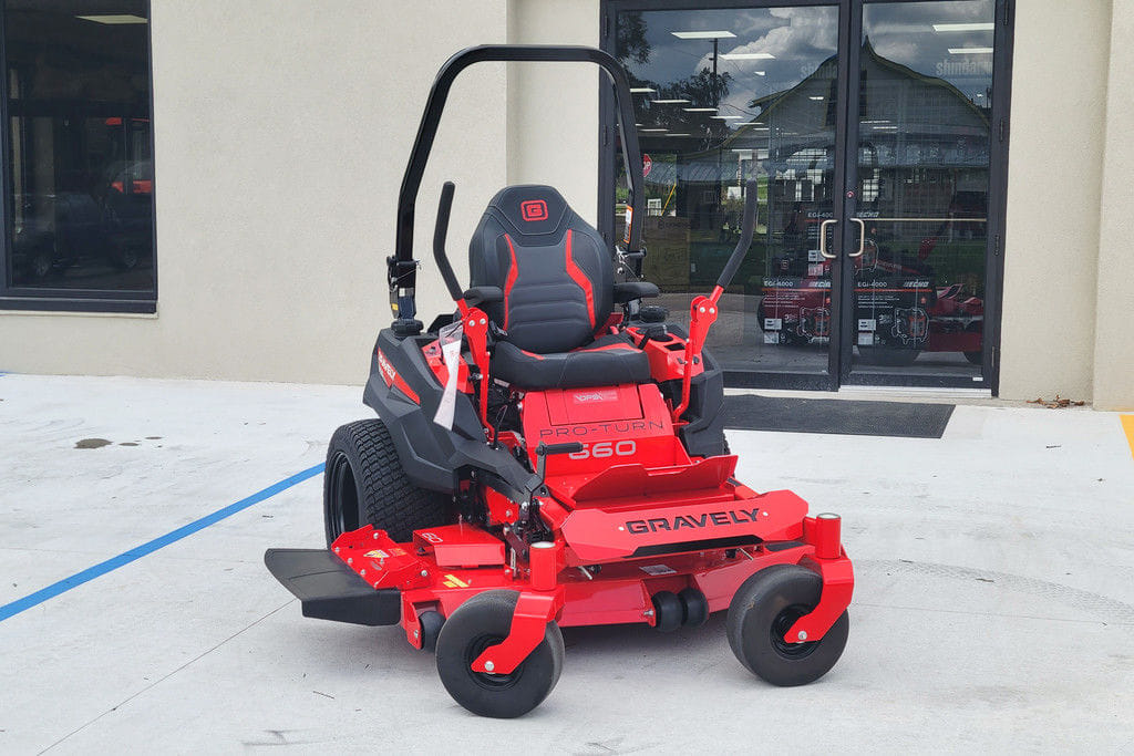 2026 Gravely Pro-Turn 660 Equipment Image0