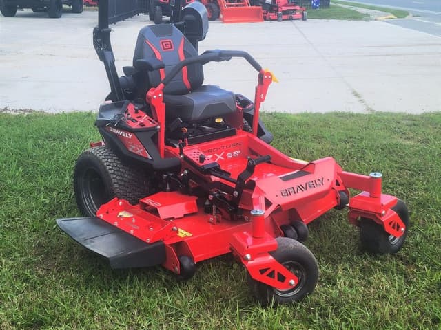Image of Gravely Pro-Turn ZX 52 equipment image 4