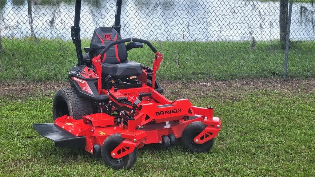 2026 Gravely Pro-Turn ZX 60 Equipment Image0
