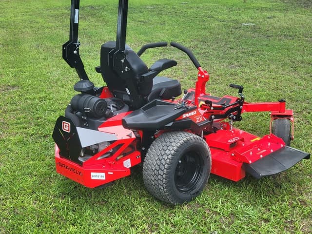 Image of Gravely Pro-Turn ZX 60 equipment image 3