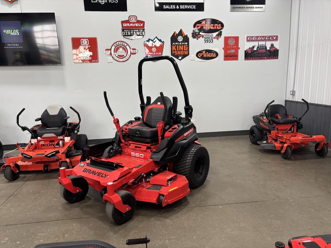 Image of Gravely Pro-Turn 560 Primary image