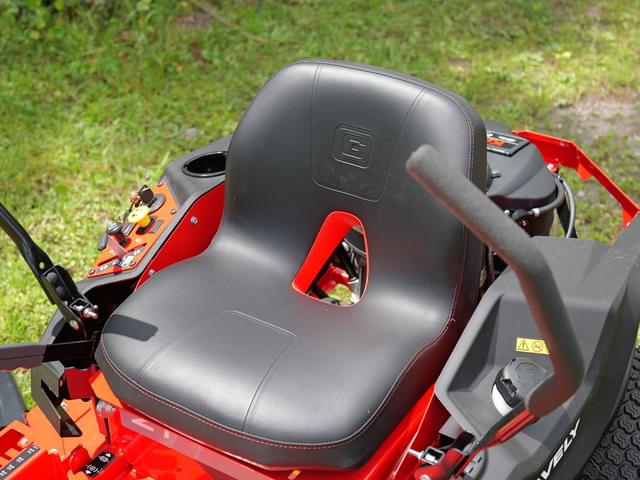 Image of Gravely ZT42 equipment image 4