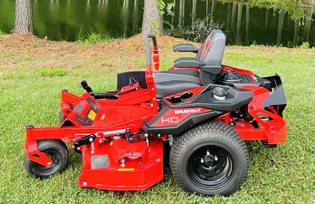 Image of Gravely ZT HD equipment image 1