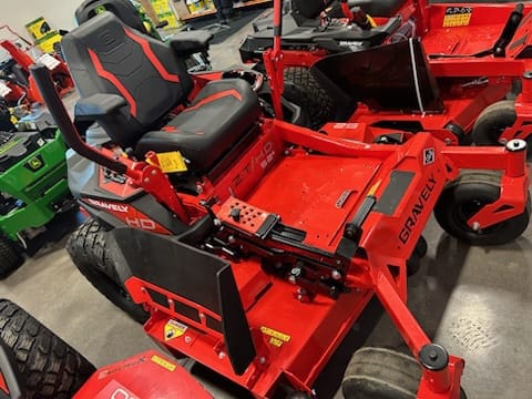 2025 Gravely ZTHD52 Equipment Image0