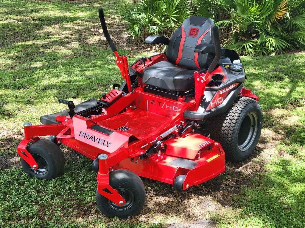 2025 Gravely ZTHD52 Equipment Image0