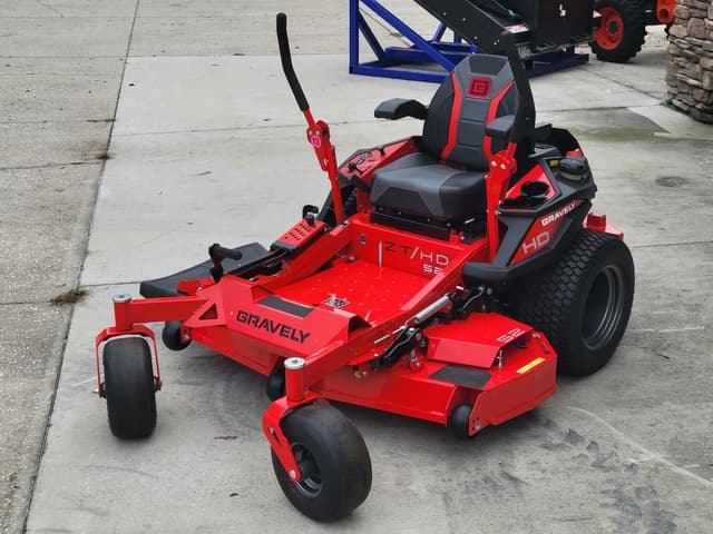 Image of Gravely ZTHD52 equipment image 2