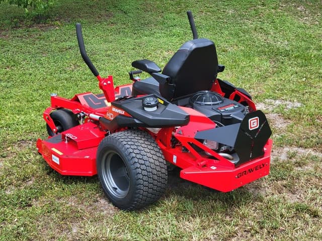 Image of Gravely ZTHD60 equipment image 3