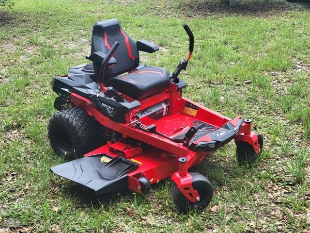 Image of Gravely ZTXL 48 equipment image 1