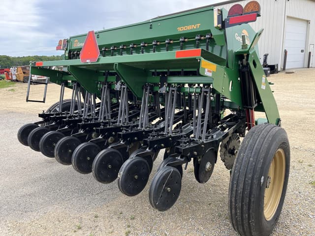 Image of Great Plains 1006NT equipment image 2