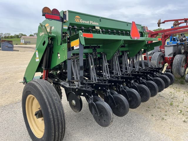 Image of Great Plains 1006NT equipment image 3