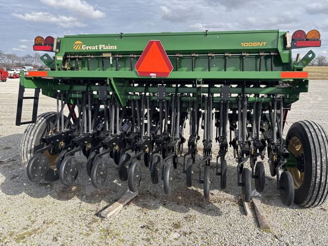 Image of Great Plains 1006NT equipment image 3
