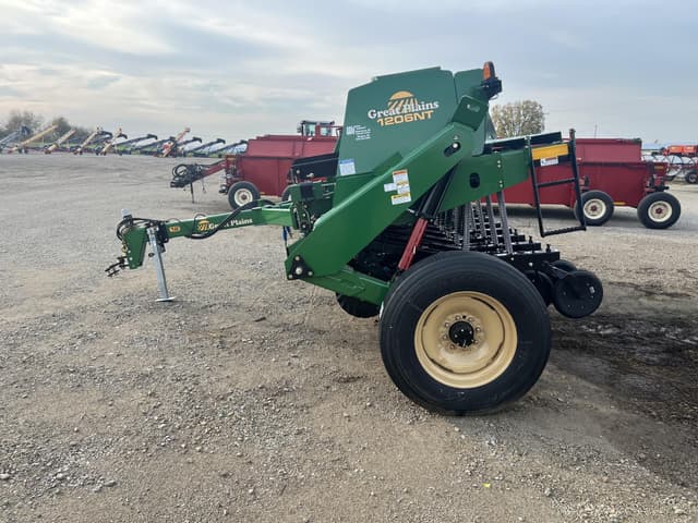 Image of Great Plains 1206NT equipment image 1