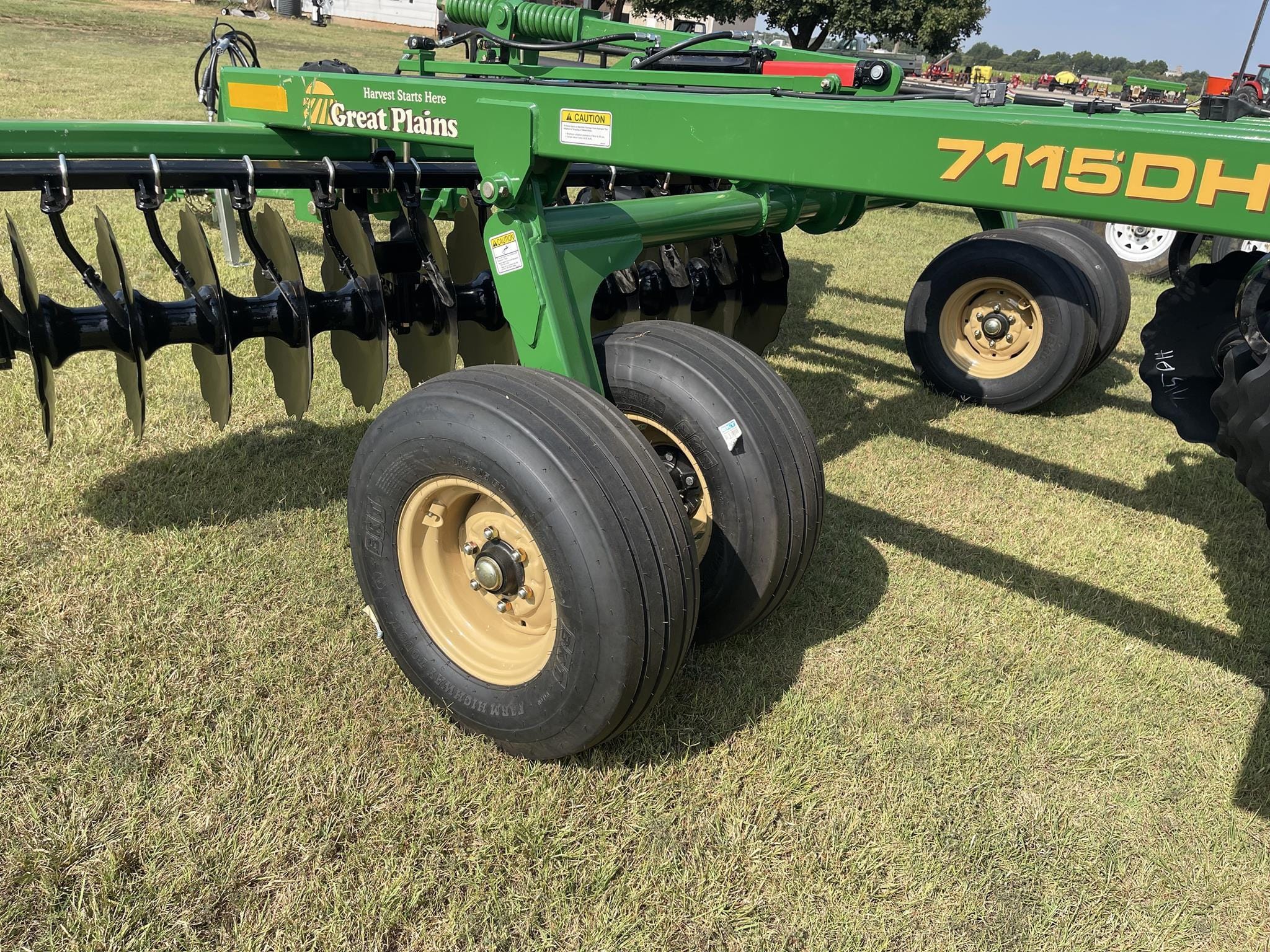 2025 Great Plains 7115DH Equipment Image0