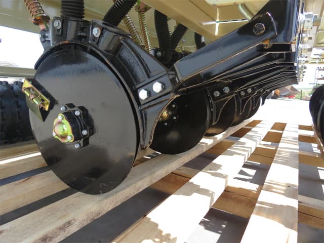 Image of Greenscape 750 equipment image 3