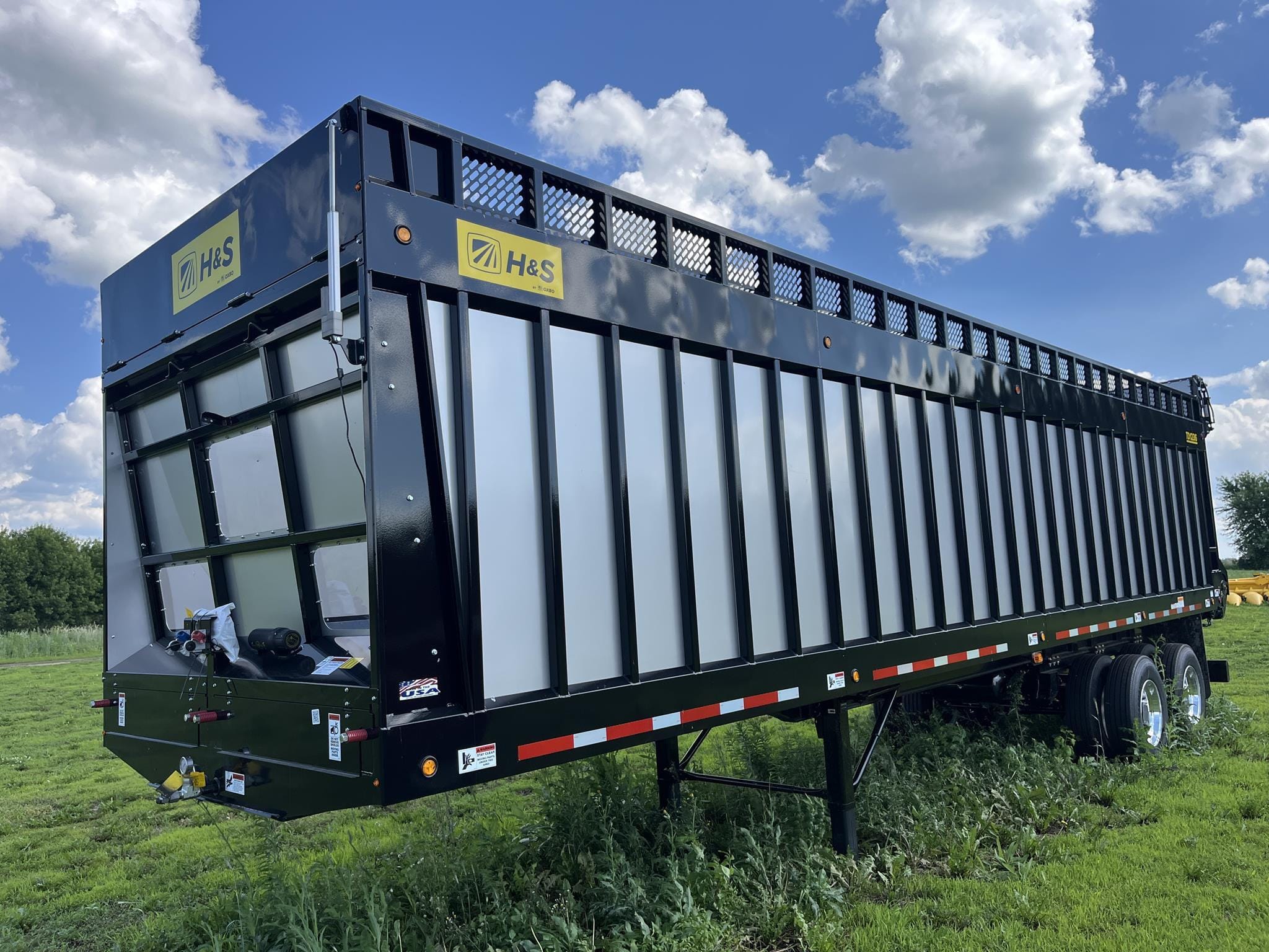 2025 H&S TD1236 Equipment Image0