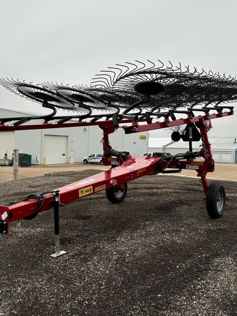 2025 H&S AR3212 Equipment Image0