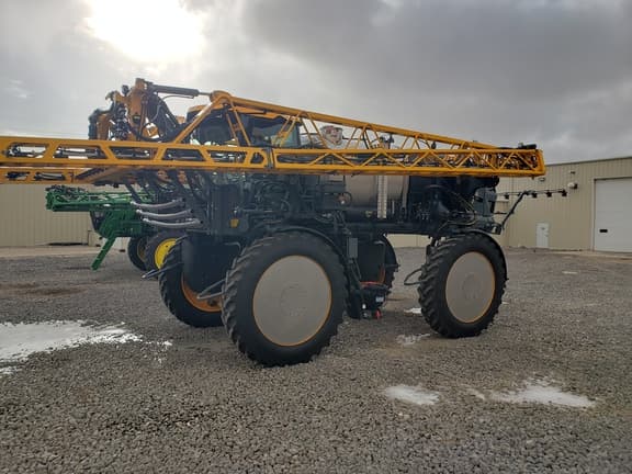 Image of Hagie STS12 equipment image 2