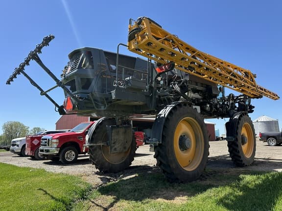 Image of Hagie STS12 equipment image 3