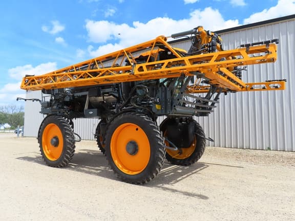 Image of Hagie STS12 equipment image 3