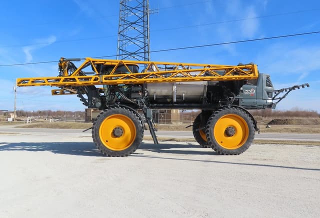 Image of Hagie STS16 equipment image 1