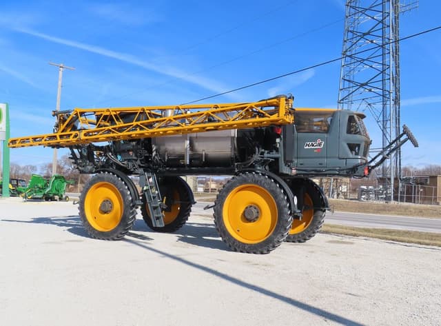 Image of Hagie STS16 equipment image 2