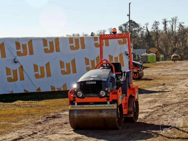 Image of Hamm HD12VV equipment image 1