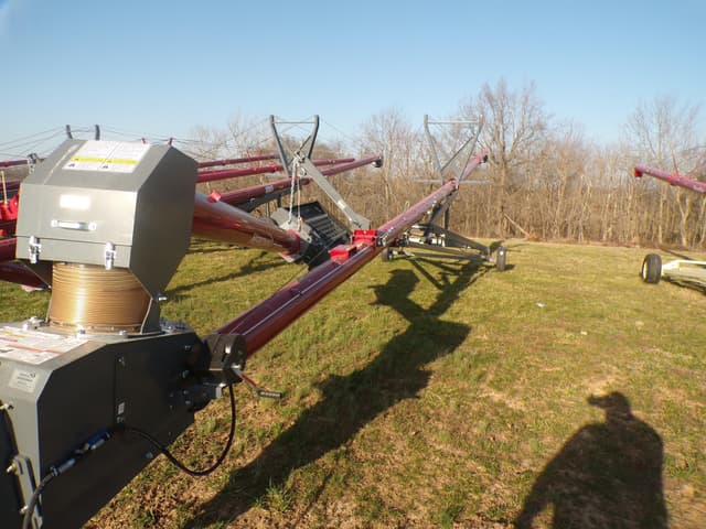 Image of Harvest by Meridian 1065 equipment image 1