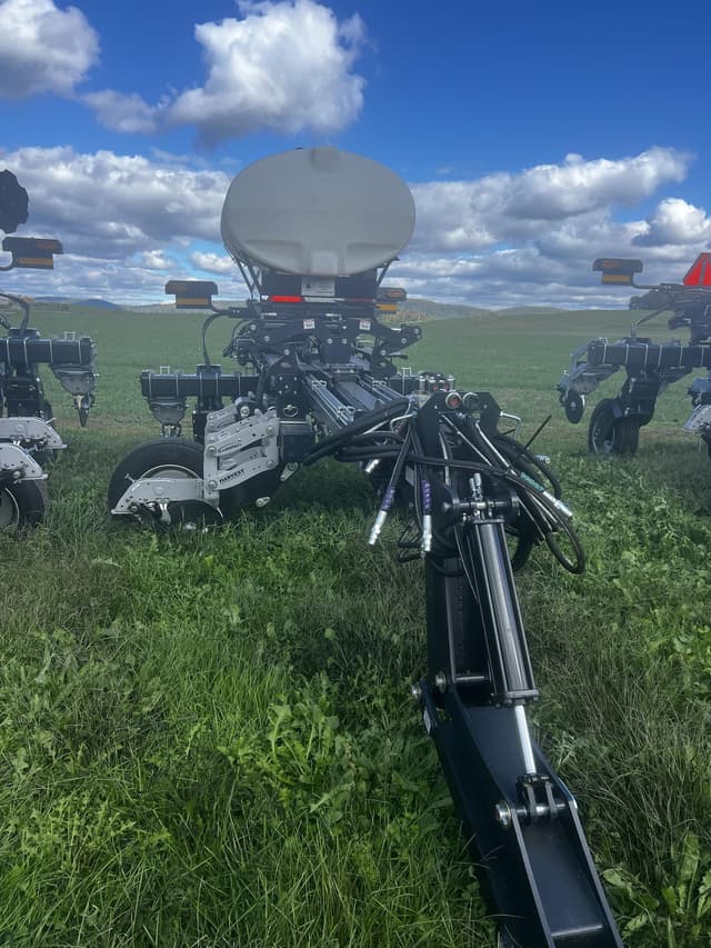 Image of Harvest International PB2030BR equipment image 2