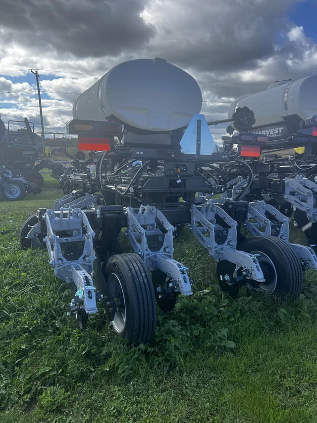 Image of Harvest International PB2030BR equipment image 1