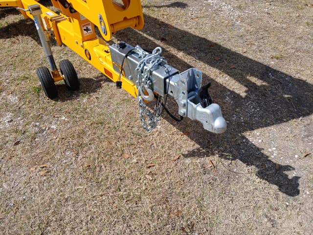 Image of Haulotte 5533A equipment image 4