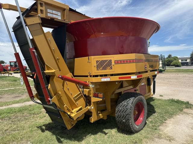 Image of Haybuster H-1135 equipment image 3