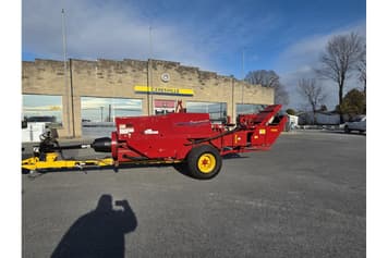 Main image New Holland Hayliner 275