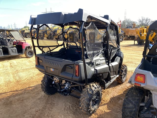Image of Honda Pioneer 700 equipment image 2