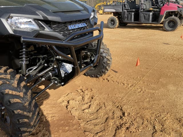 Image of Honda Pioneer 700 equipment image 4