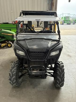 Image of Honda Pioneer 520 equipment image 2
