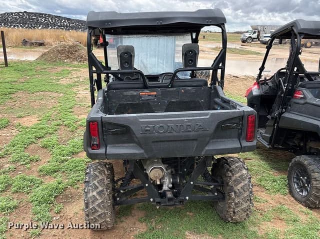 Image of Honda SXS700 equipment image 4