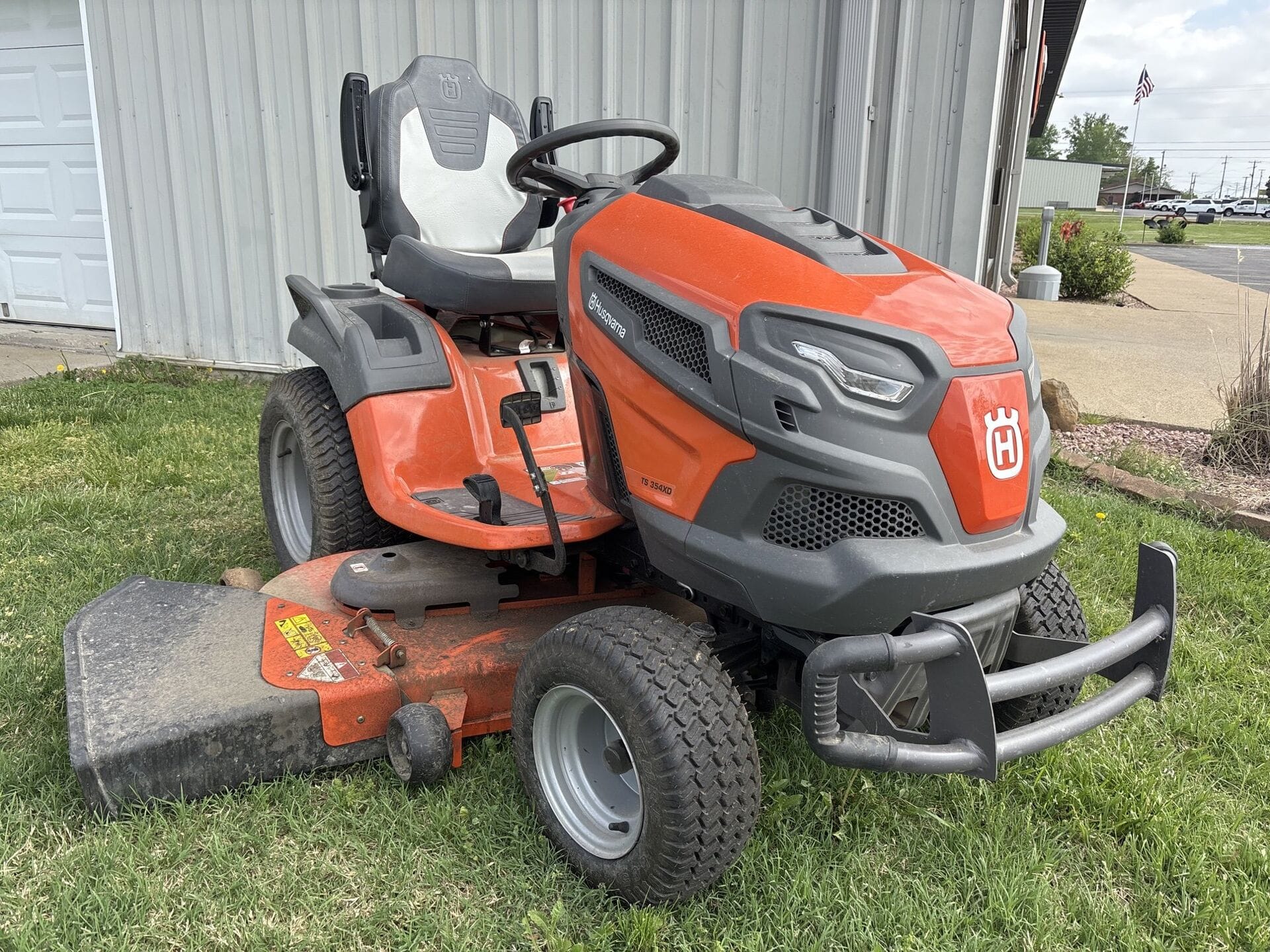 2025 Husqvarna TS354XD Equipment Image0